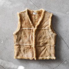新着!!〝80s Sportsman Mfg Co. SHEEPSKIN VEST〟一般販売開始です。