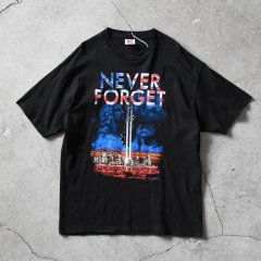 新着!!〝NEVER FORGET SEP.11,2001 MEMORIAL T-SHIRT〟一般販売開始です。