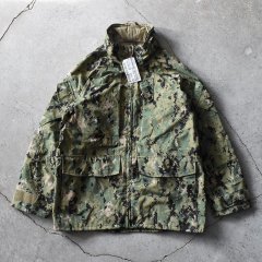 新着!!〝DEAD STOCK！'17 US.NAVY NWU Gore-Tex PARKA"TYPE3 AOR2"〟一般販売開始です。