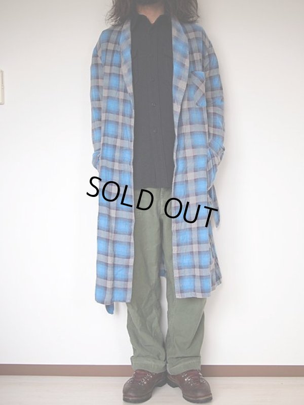 画像3: 1960s【McKenzie】プリントネルガウン　オンブレーチェック