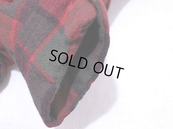 右袖カフスのリペア跡