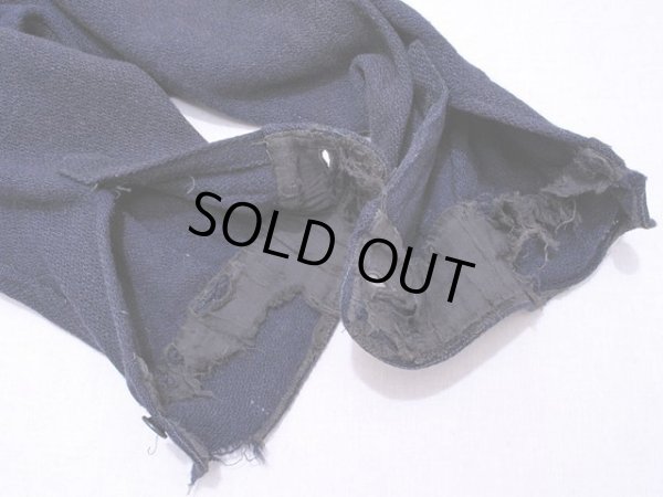 カフス裏地のダメージ