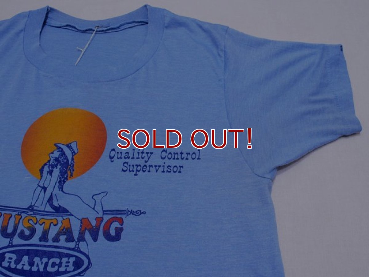 画像5: 1980s MUSTANG RANCH風俗Tシャツ　実寸ML (5)