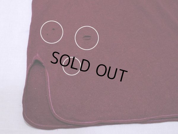 フロント裾右サイドにダメージ