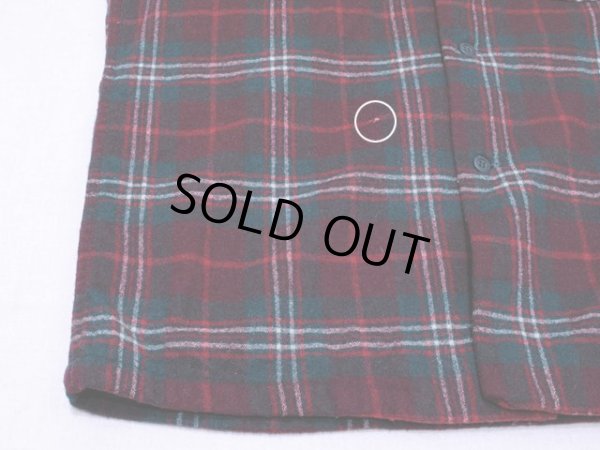 お腹に僅かな汚れ。