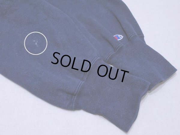 左袖口に色落ちのようなもの。