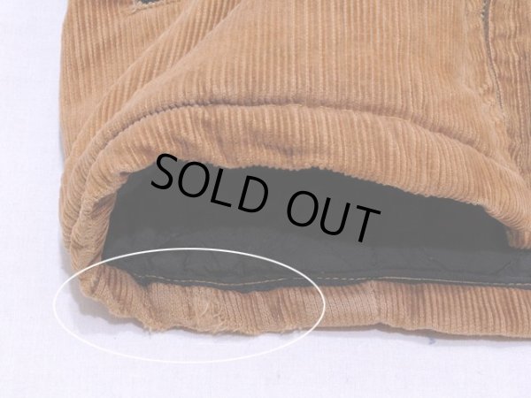 裾に少々ダメージ。