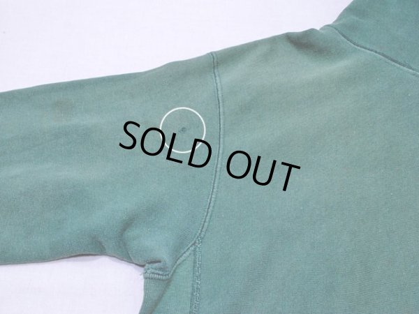 左袖付け根に少々ダメージ。