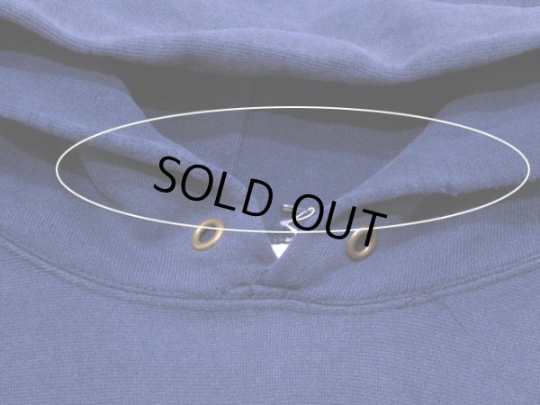 首周りに僅かなスレ。