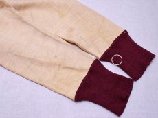 左袖リブに僅かなダメージ。