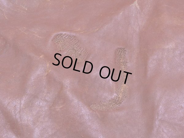 背中にリペア跡。