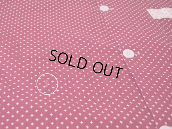 お腹付近に小さなダメージ。