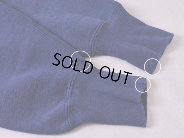 袖リブ・袖口に少々ダメージ。