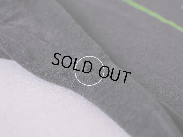 右脇の下に僅かなダメージ。