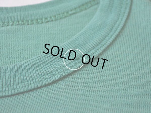 首リブにピンホール。