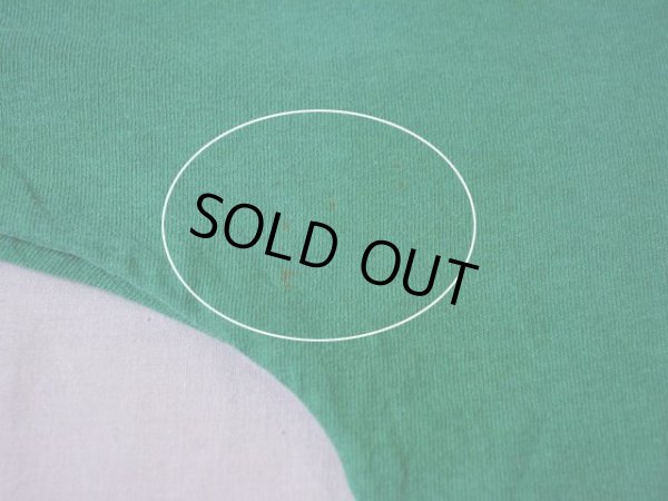 右脇付近に少々汚れ。