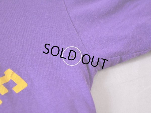 左脇下付近に小さなダメージ。