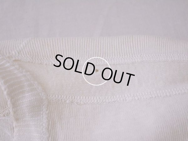 左肩付近に僅かなダメージ。