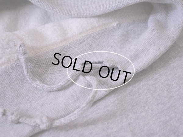 ウエストリブ裏に少々ダメージ。