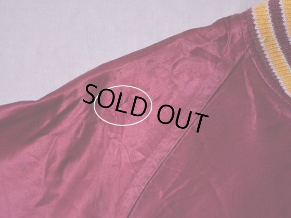 右肩に小さなダメージ。