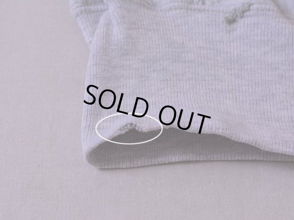 バック裾リブに僅かなダメージ。