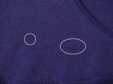 フロント裾に僅かな汚れ。