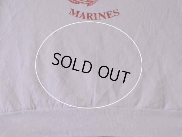 お腹に薄らシミ。