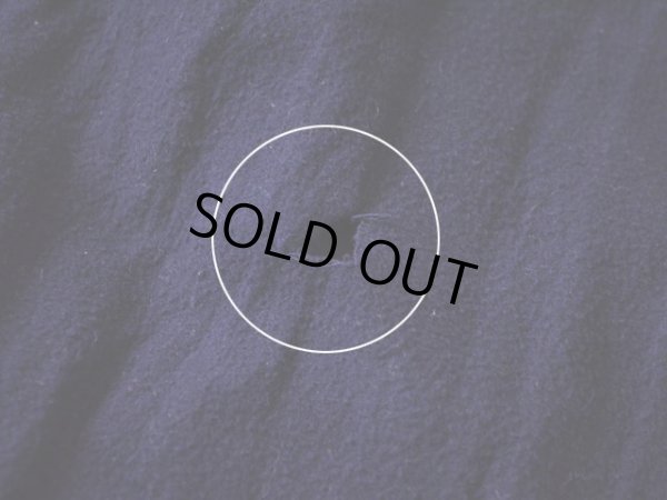 裏地に僅かなダメージ。