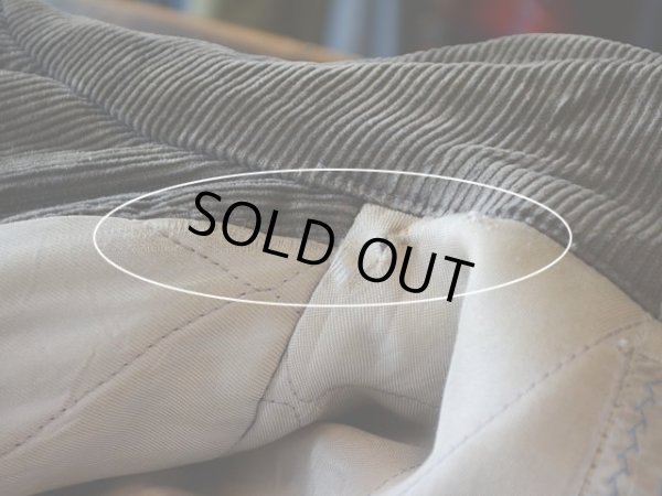 裏地に少々スレ。