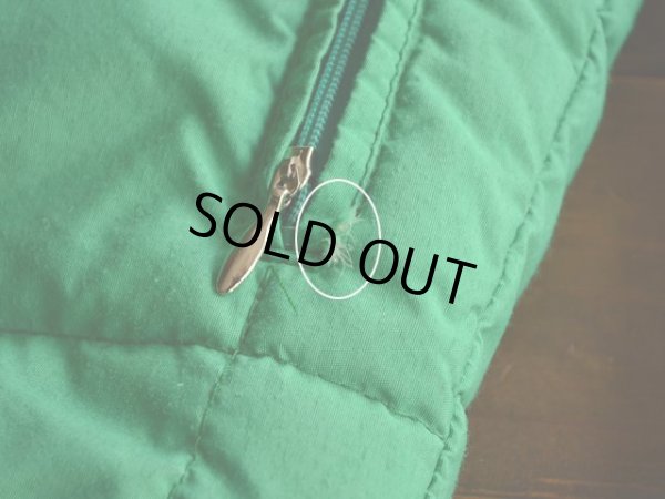 裾ポケット付近に少々ダメージ。