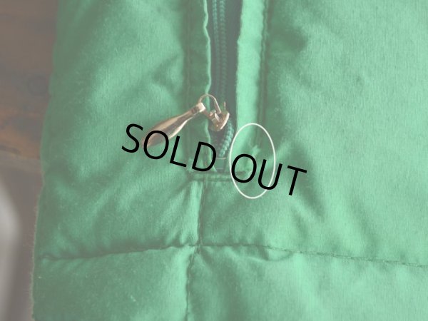 裾ポケット付近に少々ダメージ。