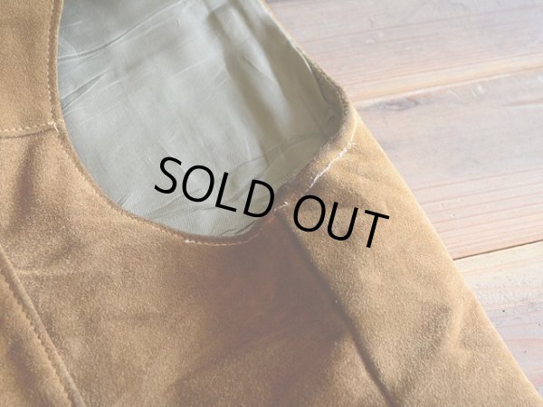 アーム周りにリステッチ跡。