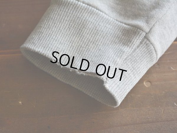 左袖リブに少々ダメージ。