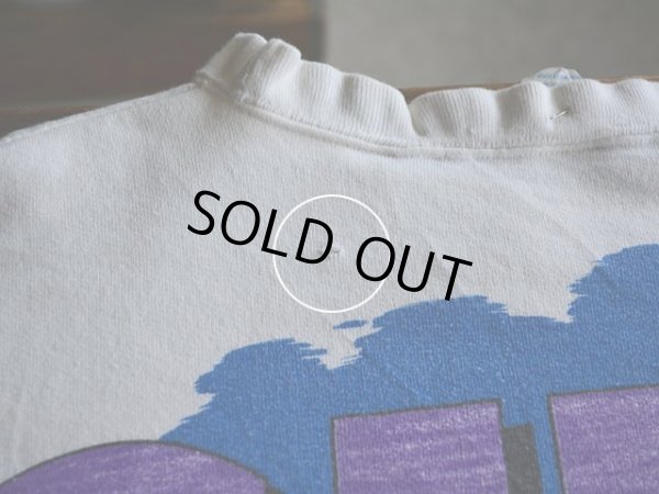 バックに僅かなダメージ。