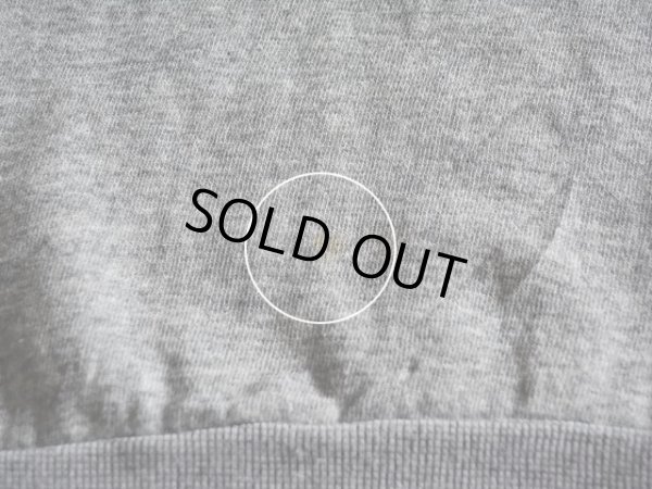 フロント裾付近に薄ら汚れ。