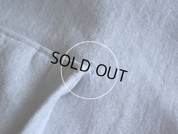 ポケット付け根に少々ダメージ。