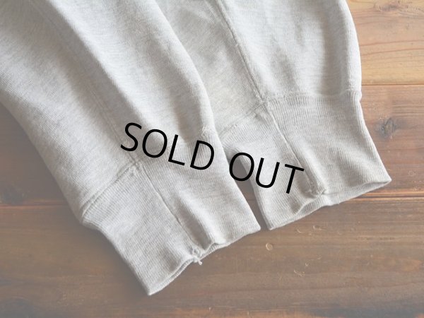 袖口に少々ダメージ。