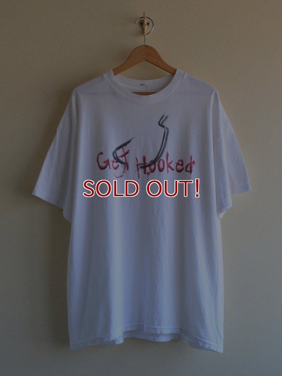 画像1: 1990s Get Hooked Tシャツ　 実寸XL  (1)