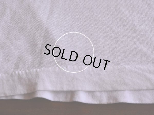 フロント裾に薄ら僅かな汚れ。