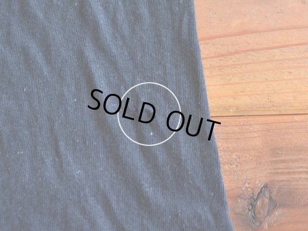 バック裾に小さなダメージ。