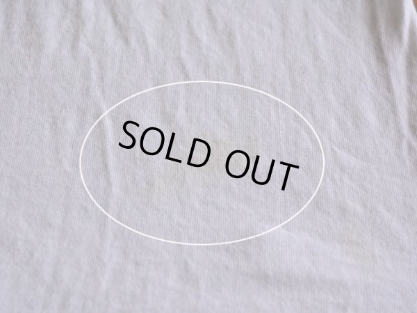 バック裾に薄らシミ。