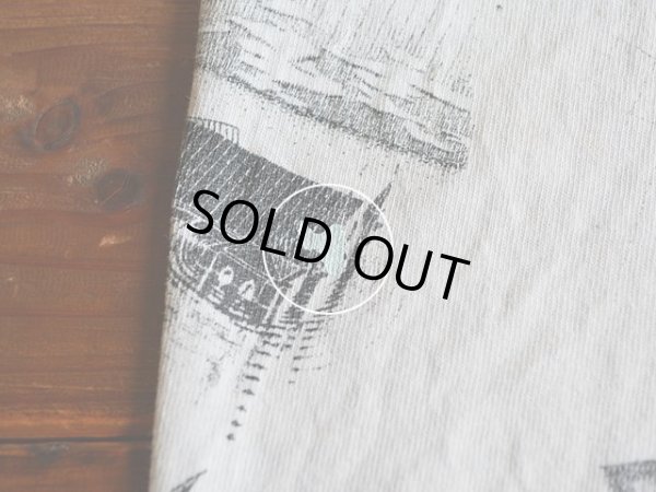 フロントに少々ペンキ汚れ。