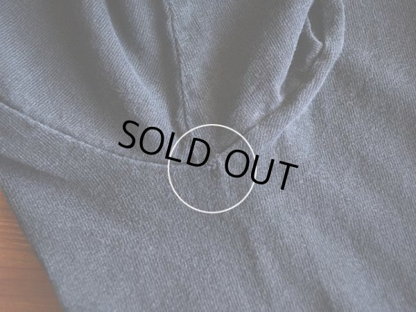 右脇下に小さなダメージ。