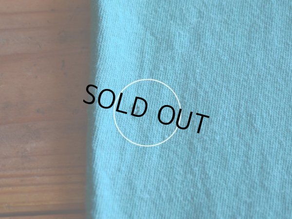 右脇腹に小さなダメージ。