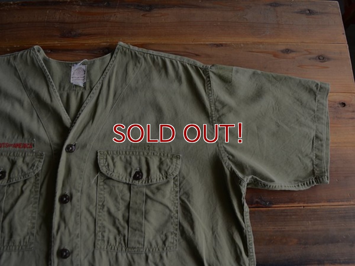 画像4: 1960s BOY SCOUTS マチ付きノーカラーシャツ　 実寸L-XL  (4)