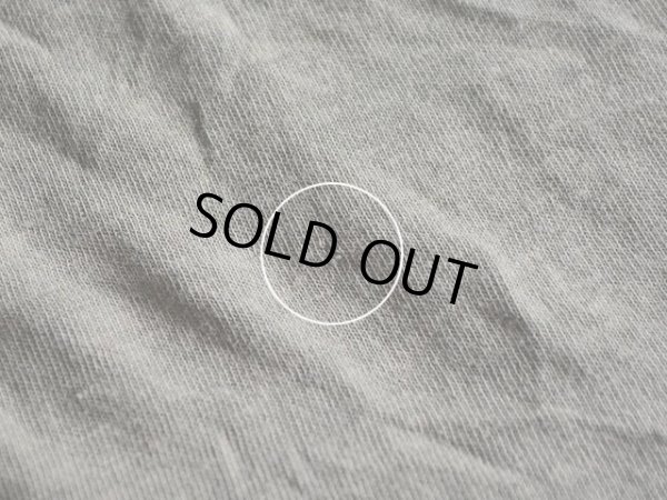 お腹に僅かなホツレ。