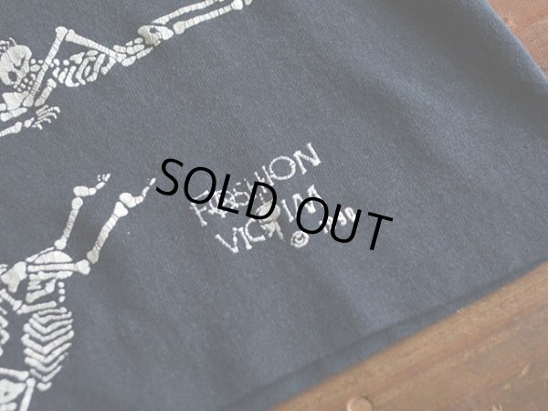 画像7: 1990s FASHIONVICTIM スカル四十八手Tシャツ　 実寸L 