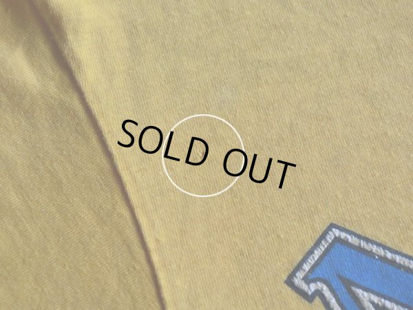 右胸付近に僅かなダメージ。