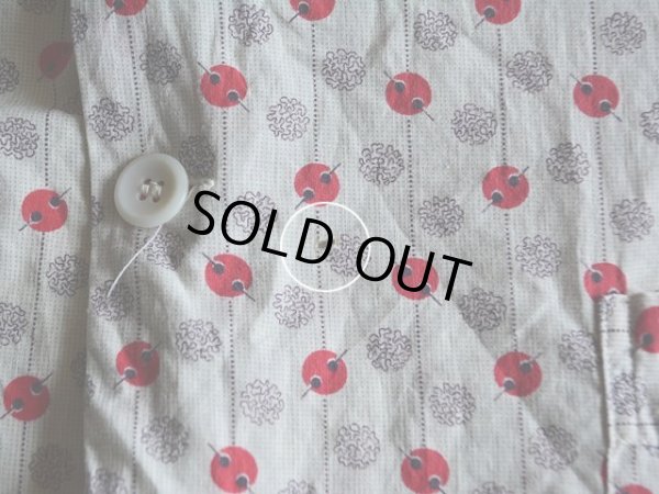 胸付近に小さなダメージ。