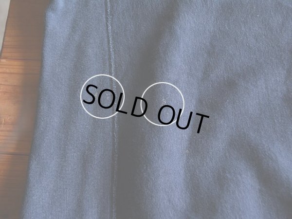 お腹付近に少々汚れ。